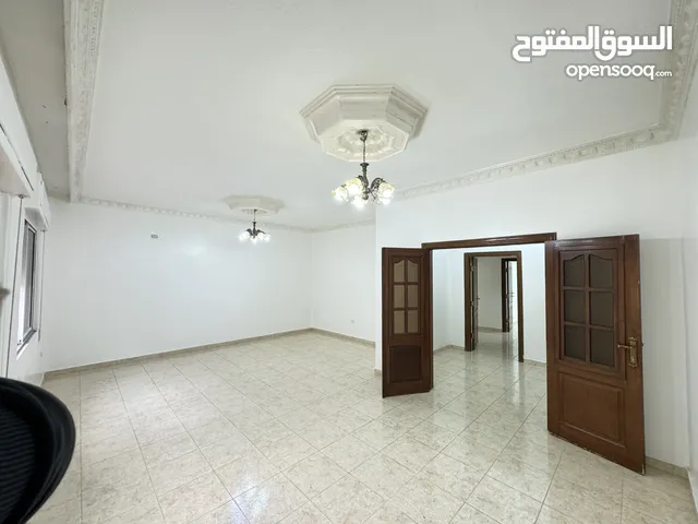 147 m2 5 Bedrooms Apartments for Sale in Amman Daheit Al Yasmeen