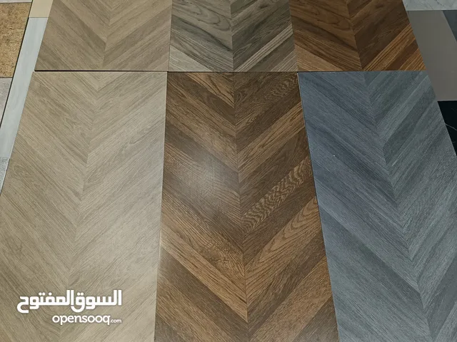السلام عليكم عندي سيراميك وبورسلان ورخام وانترلوك وبديل رخام وخشب ونعلات جرانيت درج باركيه احواش