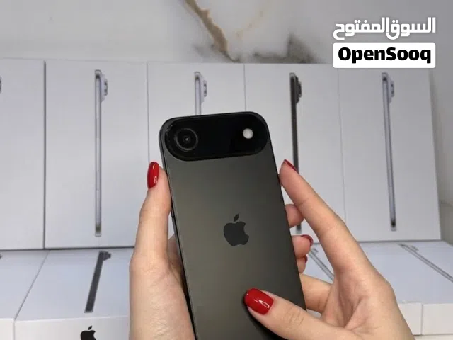 ايفون 17 اير تقليد درجه اولى من افضل الاجهزه خفيفة و مريح نفس الاصلي و السعر بلاش