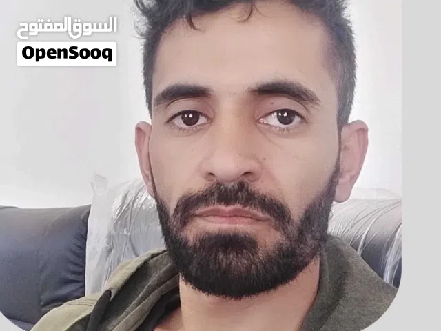 محاسب وتسويق خبره 10 سنوات ابحث عن عمل باي محافظه للتواصل واتس اب متواجد في صنعاء