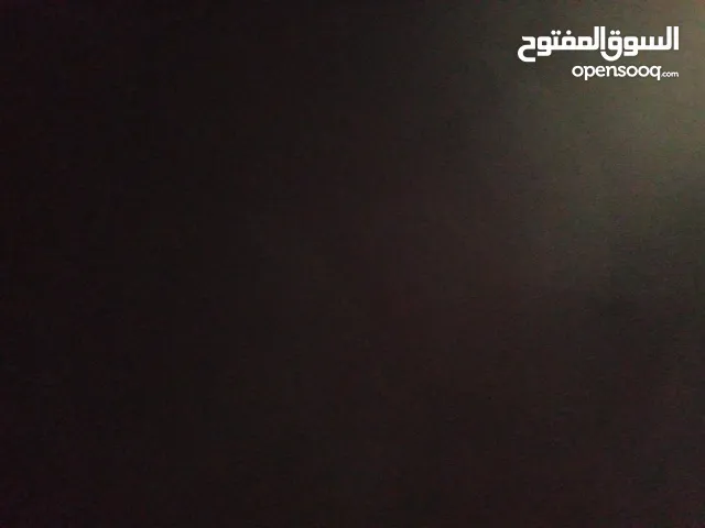 بلايستيشن 4 سلم مستعمل 4 أيادي حساب جتا و حساب كول اف ديوتي و فيفا و25 و 21 مشترك يد دائره معطله