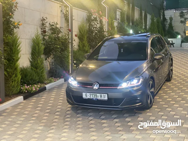 فولكسفاغن جولف GTI