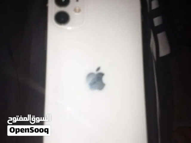 ايفون 11 بحال الوكاله بسعر نار