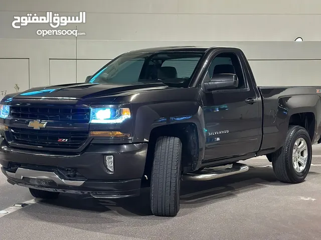Used Chevrolet Silverado in Northern Governorate