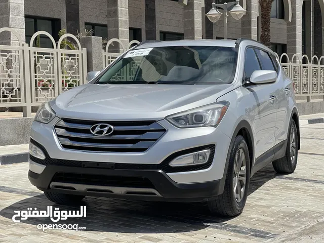 Hyundai Santa Fe 2015 in Benghazi