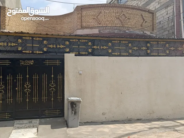 160 m2 2 Bedrooms Townhouse for Sale in Basra Amitahiyah