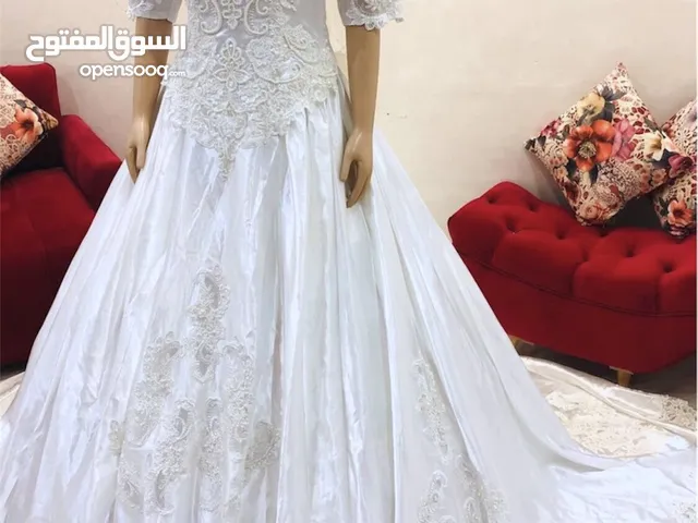 Weddings and Engagements Dresses in Meknes