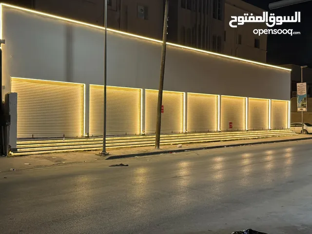 صالة للإيجار