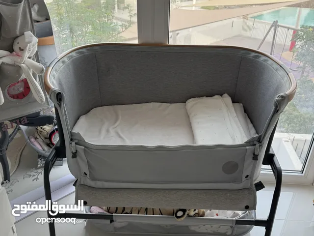 Maxi cosi co sleeper baby bed excellent condition