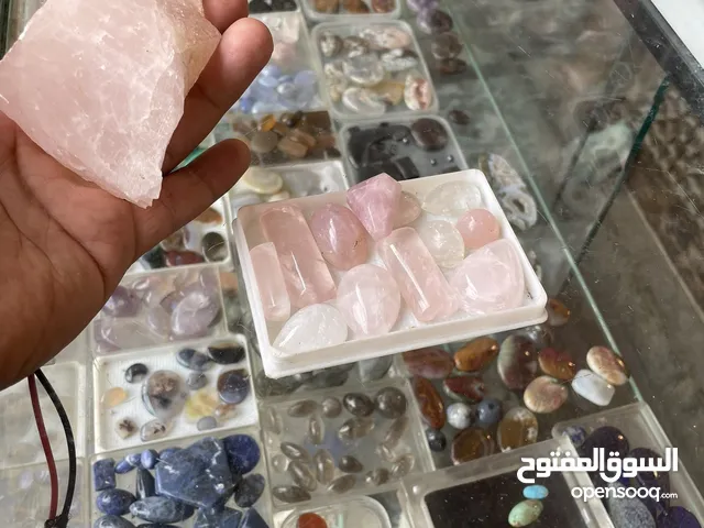 Gemstone and precious stone