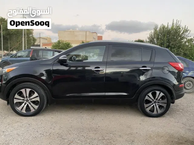 كيا سبورتاج اللون اسود موديل 2013