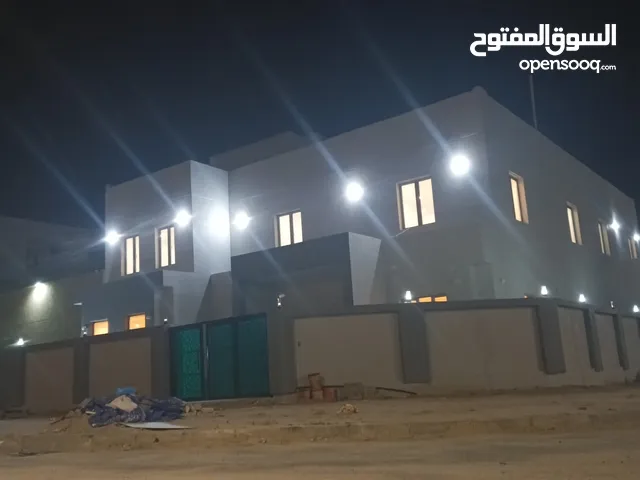 858 m2 More than 6 bedrooms Villa for Sale in Al Ahmadi Wafra residential