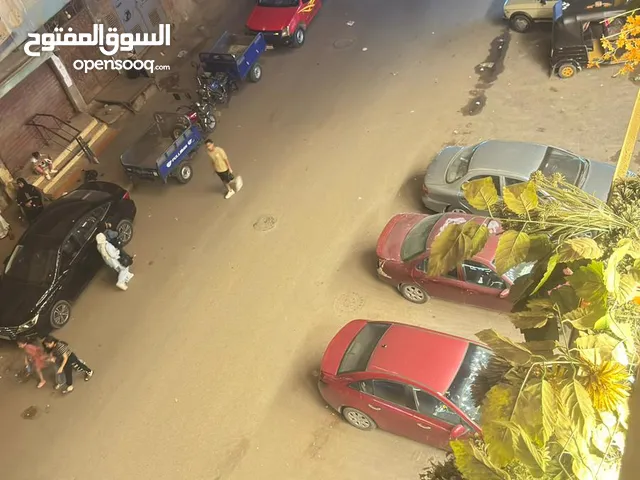 شقة للايجار امام مستشفى الجمال بقرب من مترو عين شمس وسوبر ماركت بيم متاحة ادارى او عيادة لوكيشن مميز