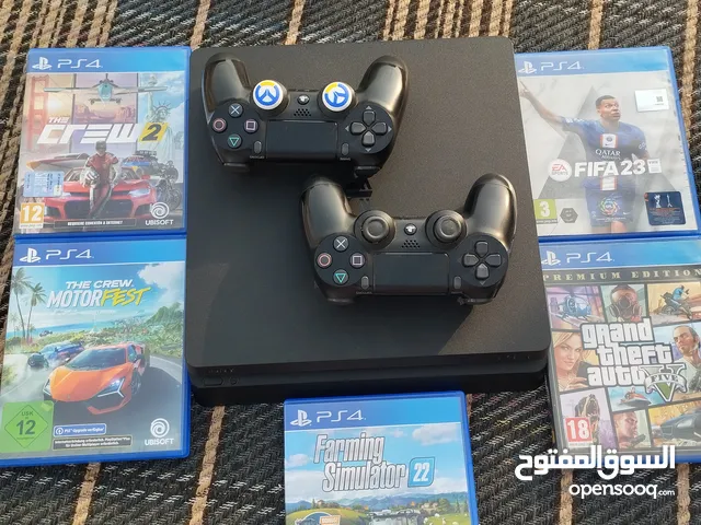 PS4  للبيع بحالة ممتازة جدا