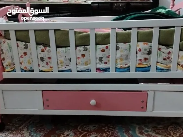 جربايه للبيع مستعمله مع المندر والكله وبيهه مجر مال حفاظات نظيفه ومابيهه شي السعر 60الف