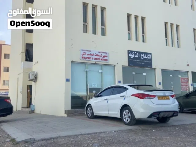 محل للايجار في المعبيلة 7 - مدينة النخيل
