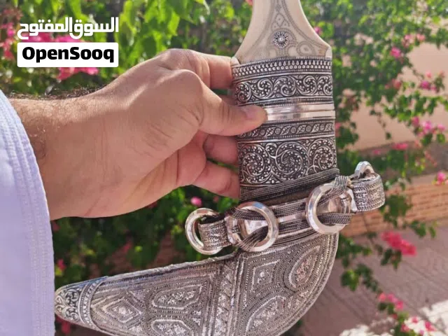خنجر باطنية للبيع