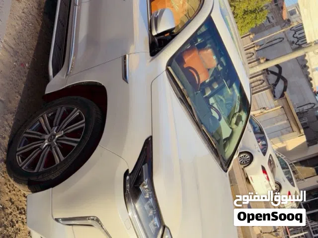 لكزز مديل 17 جديده كفالة عامة بالكارتون رقم اربيل باسمي جاهزة للتحويل حداده تبريد دواخل بدي كله جديد