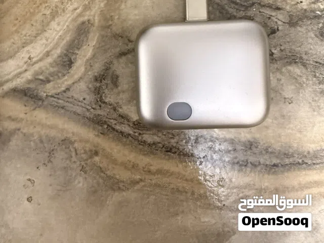منظم شحن اجهزة الإلكترونيه