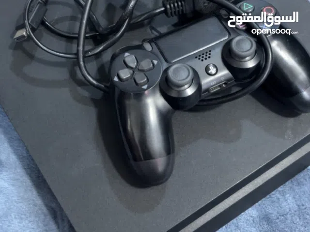 بلستيشن 4للبيع