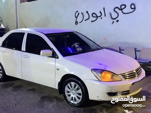 ميتسوبيشي لانسر للبيع 2011