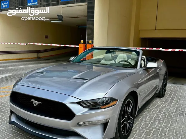 Ford Mustang EcoBoost 2020