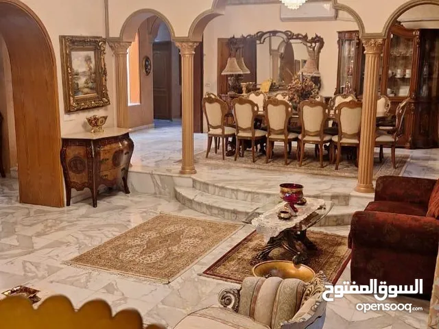 1050 m2 More than 6 bedrooms Villa for Sale in Amman Al Rabiah