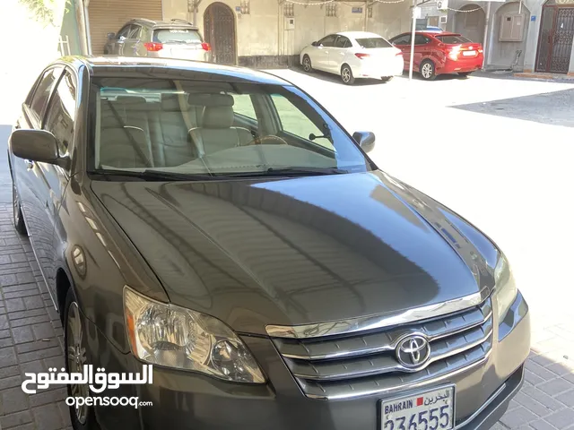 Used Toyota Avalon in Northern Governorate