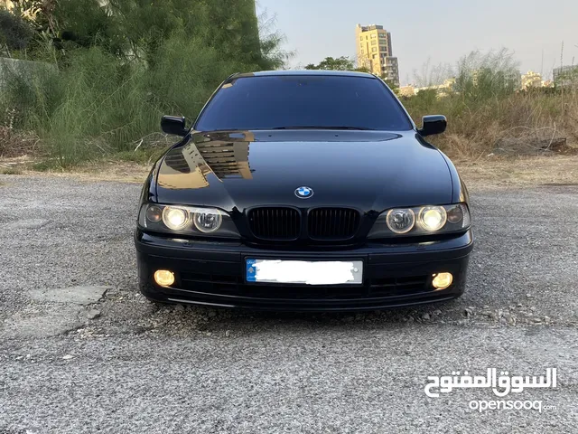 BMW 528i 2000