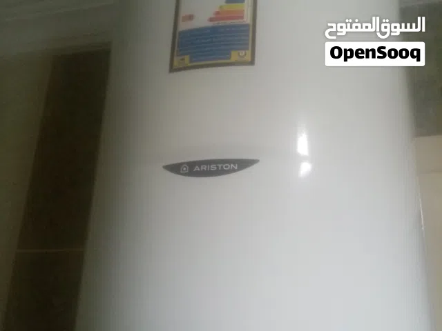 سخان كهرباء إيطالي بحالة ممتازة اريستون 80 لتر
