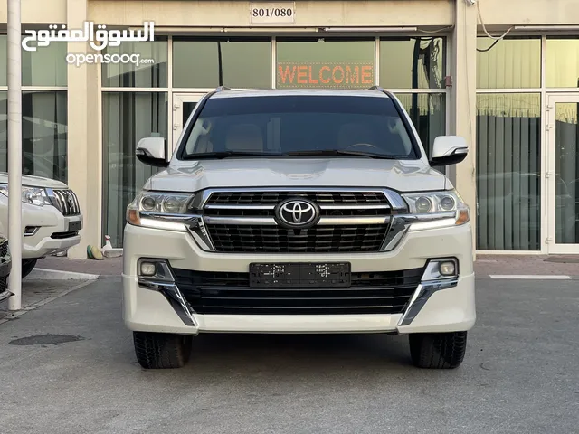 تويوتا لاند كروزر 2017 خليجي VXR5.7