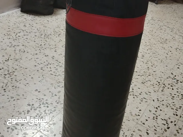 كيس ملاكمة جديدة جدا استعمال شهر بيع بسبب السفر