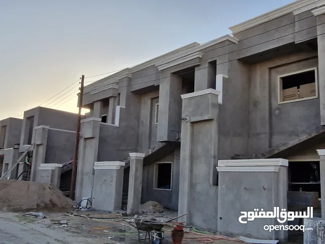 250 m2 4 Bedrooms Townhouse for Sale in Tripoli Ain Zara
