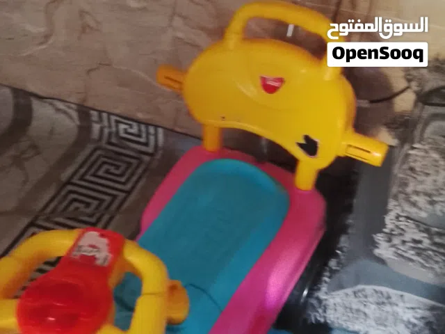 سياره اطفال نضيفه كلشي مابيه