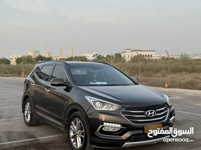 Used Hyundai Santa Fe in Muscat