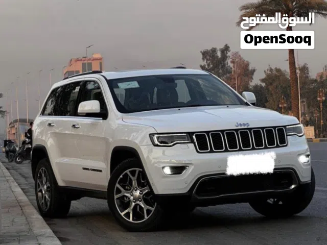 جيب غراند شيروكي خليجي للبيع