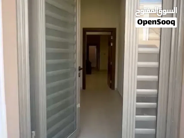 بيت موثثه للايجار في مجمع النرجس السكني