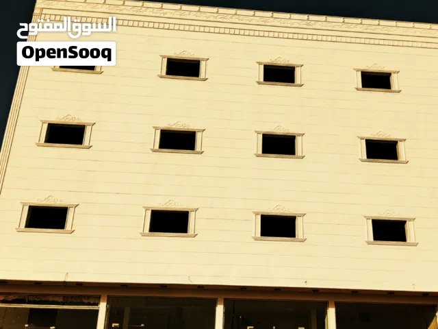 لياسة خارجية بشكل الحجر