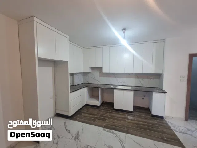 شقة جديدة غير مفروشة للإيجار في عين مصباح 600$