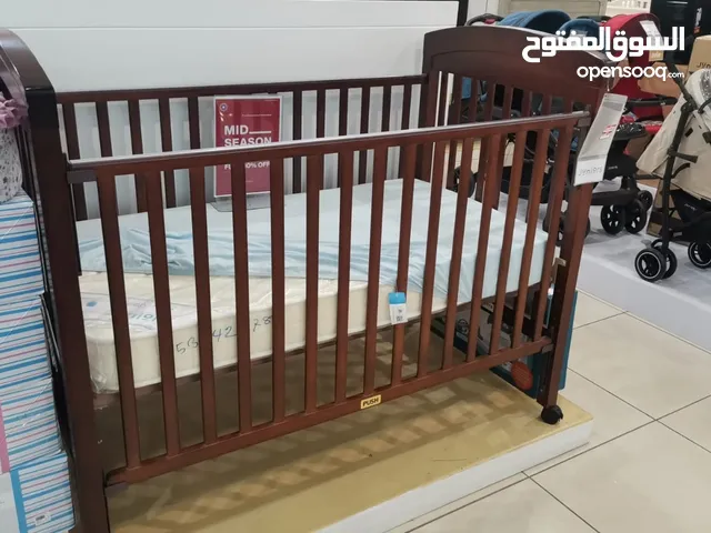 سرير اطفال مستعمل من mother care