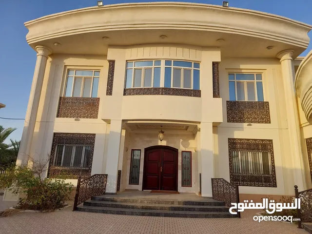 1100 m2 More than 6 bedrooms Villa for Sale in Al Sharqiya Ja'alan Bani Bu Ali