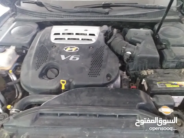 Hyundai Azera Standard in Al Khums
