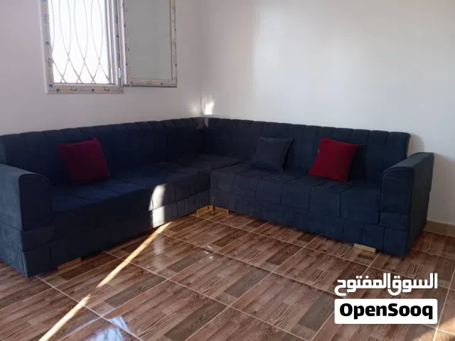 صالون التري الله يبارك مستعمل استعمال نظيف و معاه فرشه