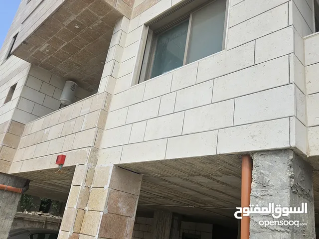 180m2 5 Bedrooms Apartments for Sale in Bethlehem Al-Khader
