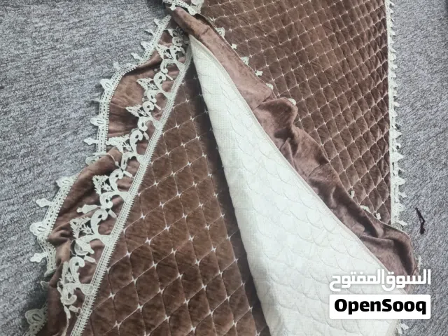 فراش غطاء للقنفات خمسة قطع كلش جديد استعمال بسيط