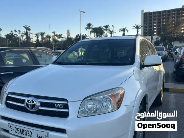 Used Toyota RAV 4 in Tripoli
