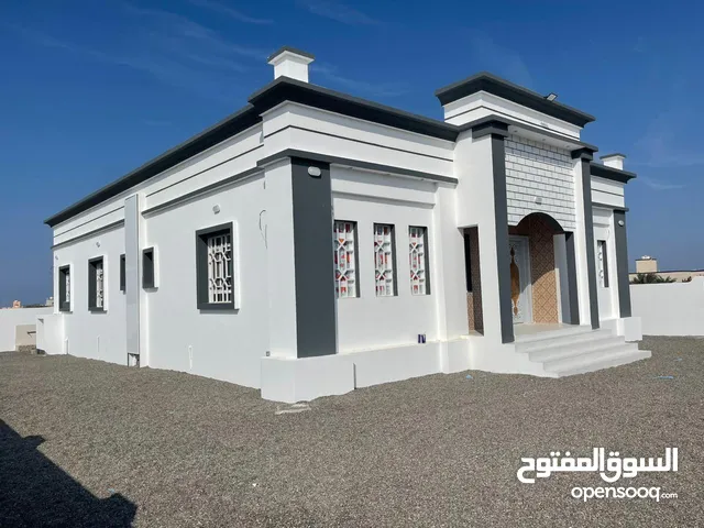 250m2 4 Bedrooms Townhouse for Sale in Al Batinah Rustaq