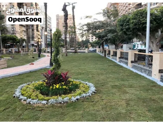 لسرعة البيع شقة بميدان المساحة الدقي 175م