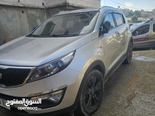 كيا سبورتاج 4x4 موديل 2012