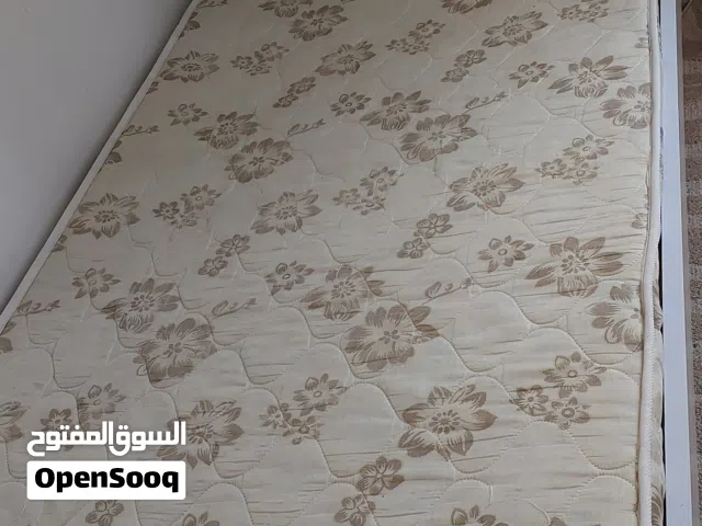 سريرين اطفال لون ابيض